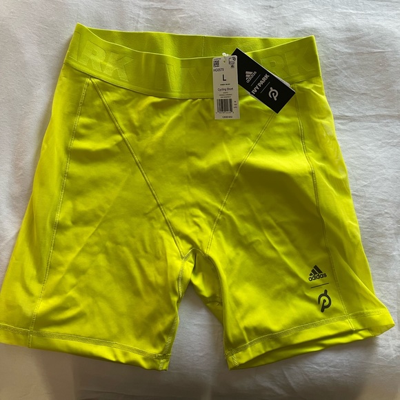 IVY PARK x Peloton size L bike shorts w/tags (never worn:sold out collection) - Picture 4 of 7